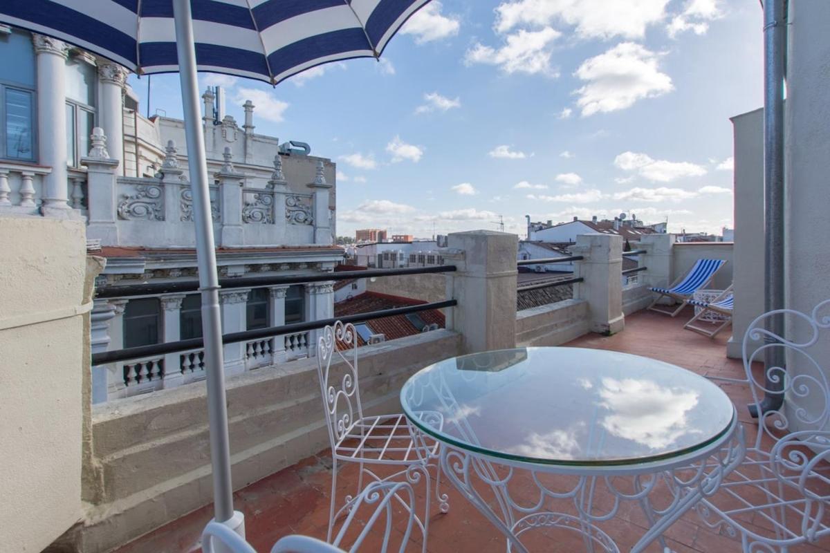 Apartmán Atico Con Terraza De Vistas Inmejorables Madrid Exteriér fotografie